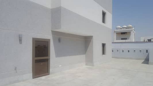 4 Bedroom Villa for Rent in Mecca, Western Region - Luxurious Rooftop Villa Southern Jeddah 4 Bedroom Villa for Rent in Mecca, Western Region - Luxurious Rooftop Villa Southern Jeddah