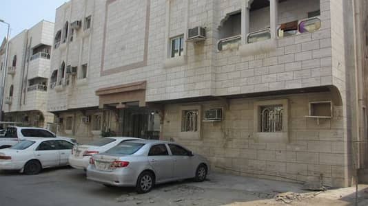 عمارة للبيع نظيفة بحي الصفا عمارة للبيع نظيفة بحي الصفا