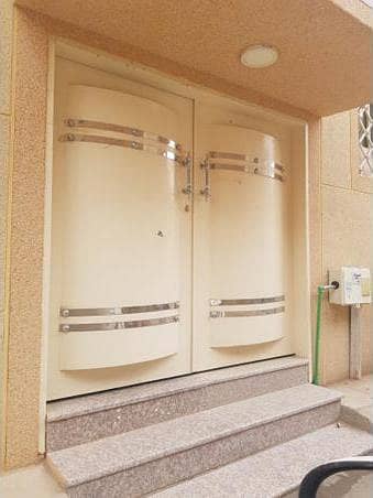 عمارة سكنية للبيع في الرياض، منطقة الرياض - Photo عمارة سكنية للبيع في الرياض، منطقة الرياض - Photo